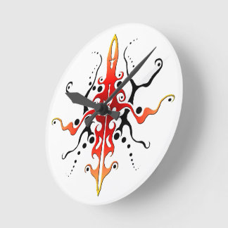 Abstrakt Mask Tribal Tattoo Design - röd Rund Klocka