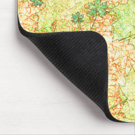 Abstrakt per löv på skrapad mark på beige musmatta