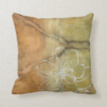 Abstrakt Silhouette-målning på Tan Background Kudde<br><div class="desc">Bakgrunden till den här Jennifer Goldberger-målningen ser ut som en bord med en spricka i den. Det finns också en abstrakt silhuett av en blomma som är gjord i vit färg,  som knappt överskrider den bruna bakgrunden.</div>