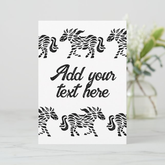 Abstrakt som kör träblock Skriv ut med text Inbjudningar (Stående Fram)