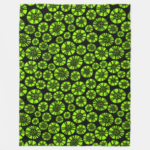 Abstrakta blommor 031023 - Chartreuse på svart Fleecefilt