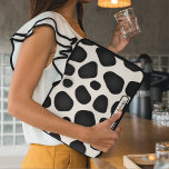 Abstrakten Svart namntyp Mönster Laptop Fodral<br><div class="desc">Backa din bärbara dator i stil med vår moderna typografi  Rosa och svart monogrammed Laptop sleeve. Personlig med initialer,  den här eleganta sleeven skyddar inte bara din enhet utan tillför också en del modern sofistikerad teknik till din tekniska utrustning!</div>