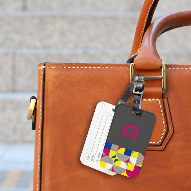 Abstraktens geometriska fuchsia blå gult grått nam bagagebricka (Skapare uppladdad)