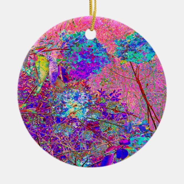 Abstraktens Lila och Blue Hydrangea med Magenta Julgransprydnad Keramik (Framsidan)