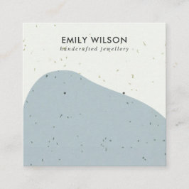 ABSTRCT CERAMIC GRÅTT WAVE STUD EARRING VISNING FYRKANTIGT VISITKORT