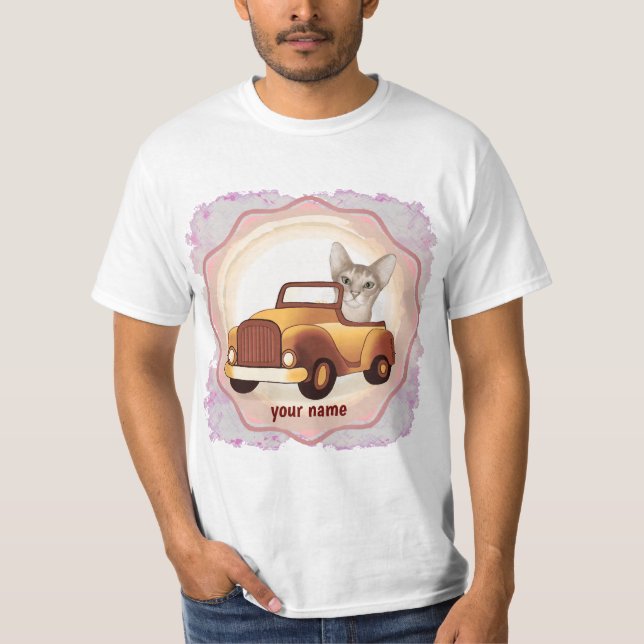 Abyssinian Cat Driving Car t-shirt (Framsida)