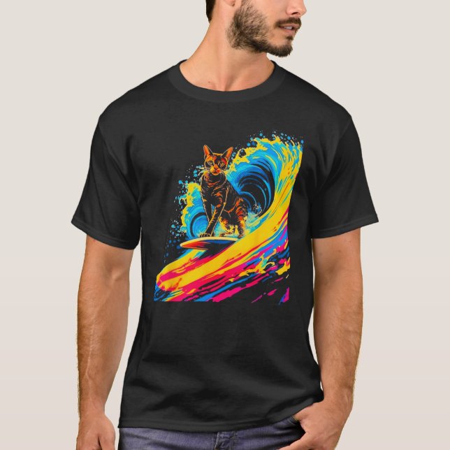 Abyssinian Cat Surfing T Shirt (Framsida)
