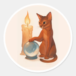 Abyssinsk katt med silverkristallkula klassisk ro runt klistermärke