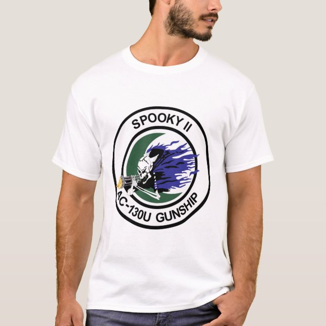 AC-130U Spooky II Gunship.PNG T Shirt (Framsida)
