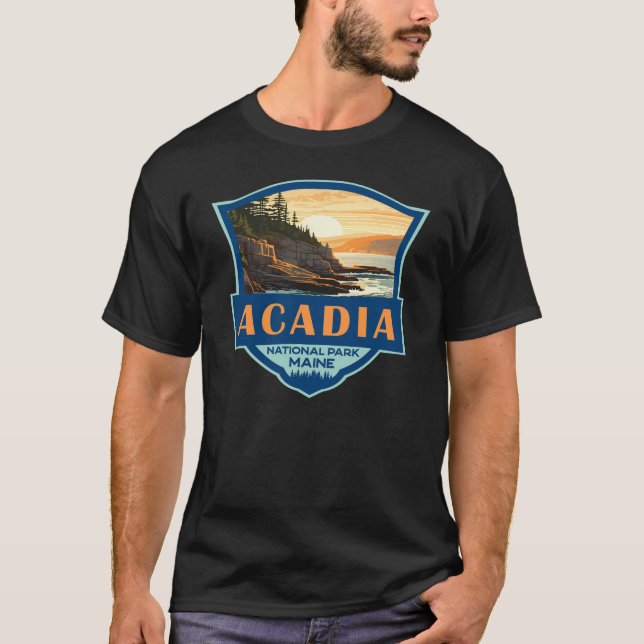 Acadia National Park Illustration Retro Badge T Shirt (Framsida)