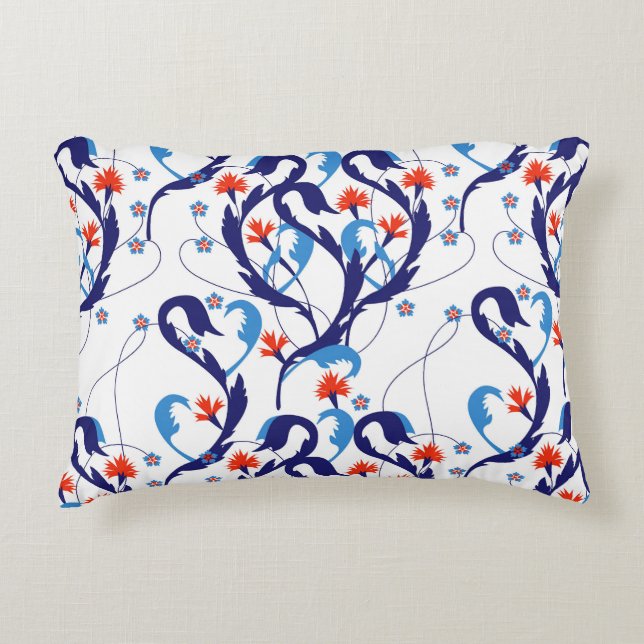 Accent Pillow with turkish pattern Prydnadskudde (Framsidan)