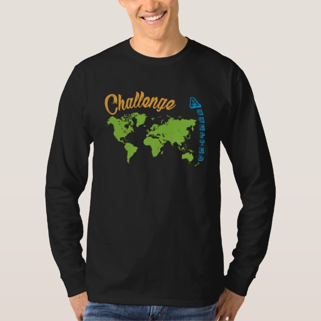 Accept a Travelling Challenge with a World Map T Shirt (Framsida)