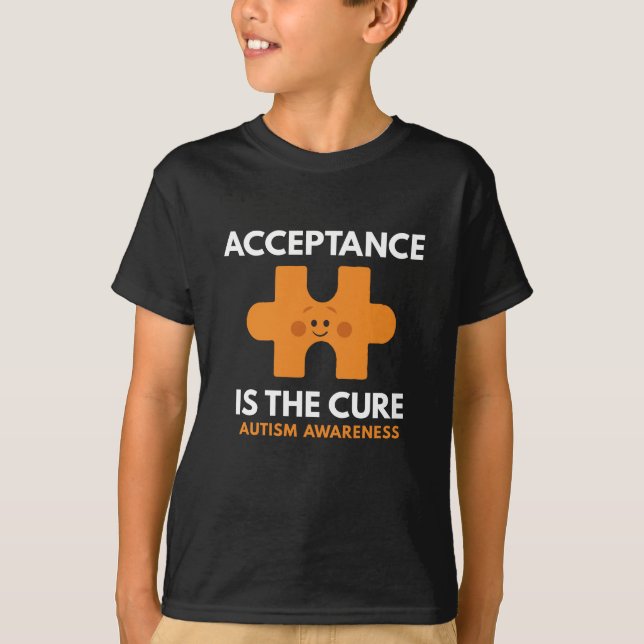 Acceptans är lösningen t shirt (Framsida)