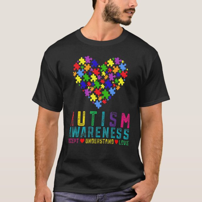 Acceptera Förstå Kärlek Pussel Hjärtan Autism Medv T Shirt (Framsida)