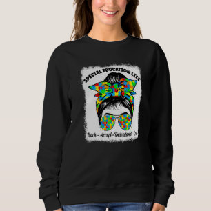Acceptera speciell utbildningsexamen Kärlek Spe T Shirt