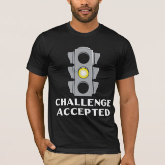 Accepterad utmaning t-shirt