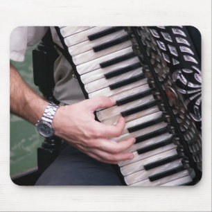 accordian mousepad musmatta
