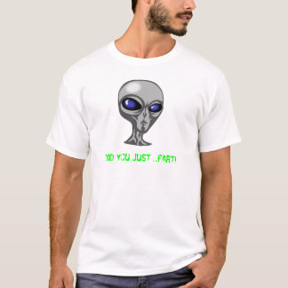 ÄCKLAD FRÄMMANDE UTSLAGSPLATS TEE