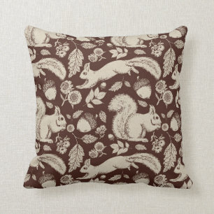 Acorn Squirrel Burgundy Dekorativ kudde