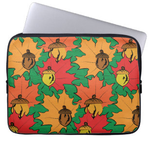 Acorns and löv VI Laptop Sleeve