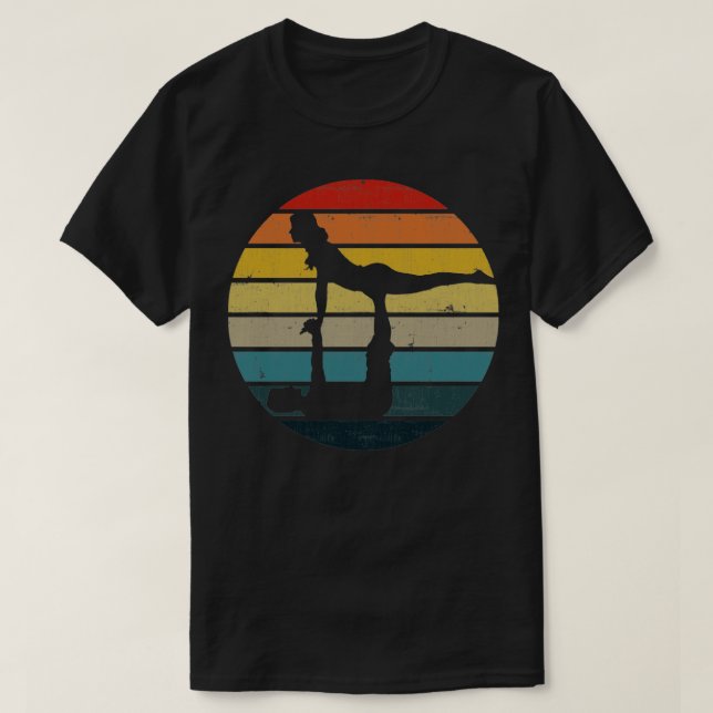 Acroyoga Silhouette på en stressad Retro Sunset d T Shirt (Design framsida)