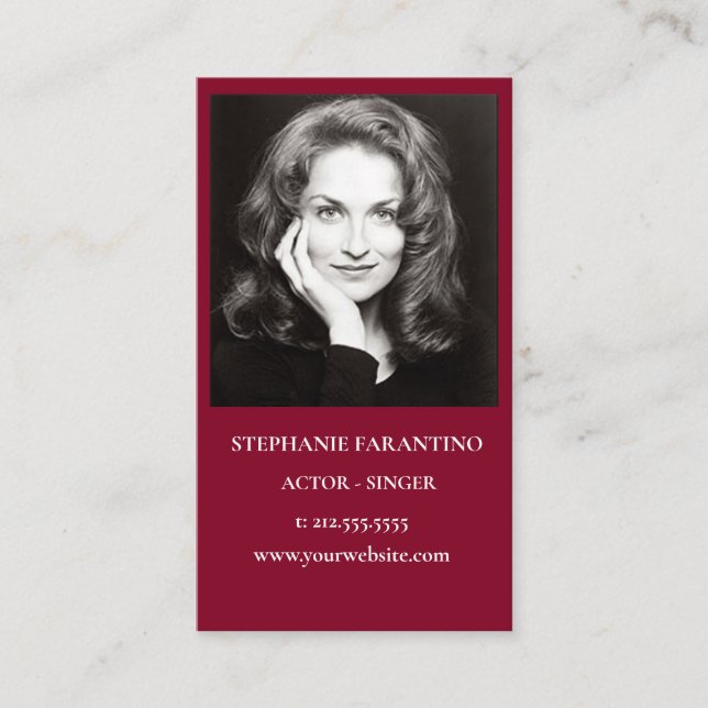 Actor Black & White Headshot Lodrät Burgundy Red Visitkort (Framsida)