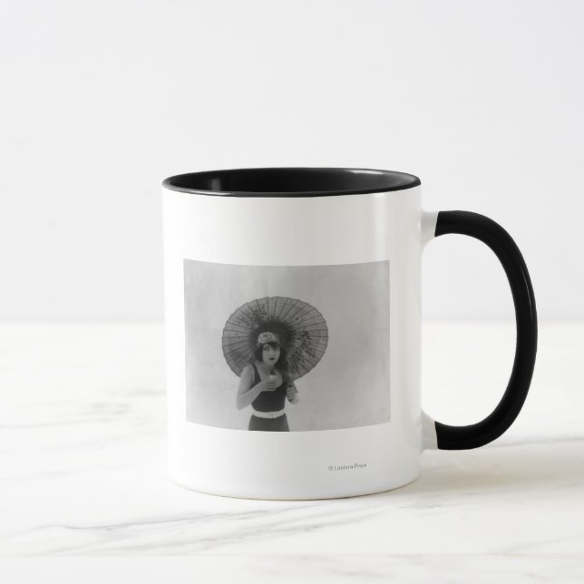 Actress Betty Compson Eating Ice Cream Mugg (Höger)