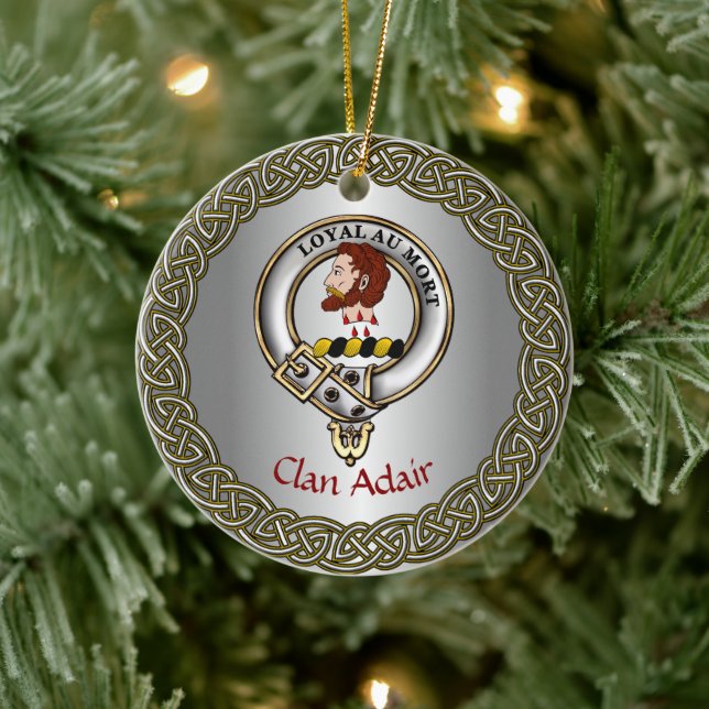Adair Clan Badge & Tartan Thistle Personalized Julgransprydnad Keramik (Träd)