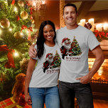 Adair Scottie Hund Personlig jul T Shirt<br><div class="desc">Nu är det en skotsk hund jul! Alla klädda för Santa,  han är sport och Adair tartan båge. Bära till julfester,  kontor party,  klan och shopping! Du kan anpassa utrymmet för God jul till vad du vill eller lämna det som det är! Glad helg!</div>