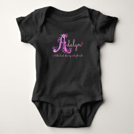 Adalyn-flickorna namn och brev A-baby kläder Tee