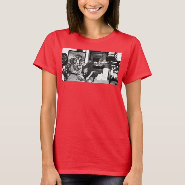 Adam Moyer Modeling T Shirt (Framsida)