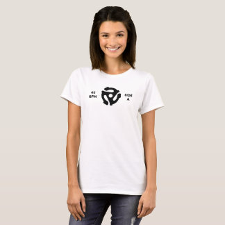Adapter på 45 varv/min sida en sötskjorta tee shirt