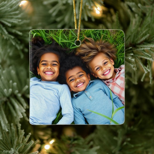 Add a Family Photo to this Personalized Christmas Julgransprydnad Keramik (Träd)
