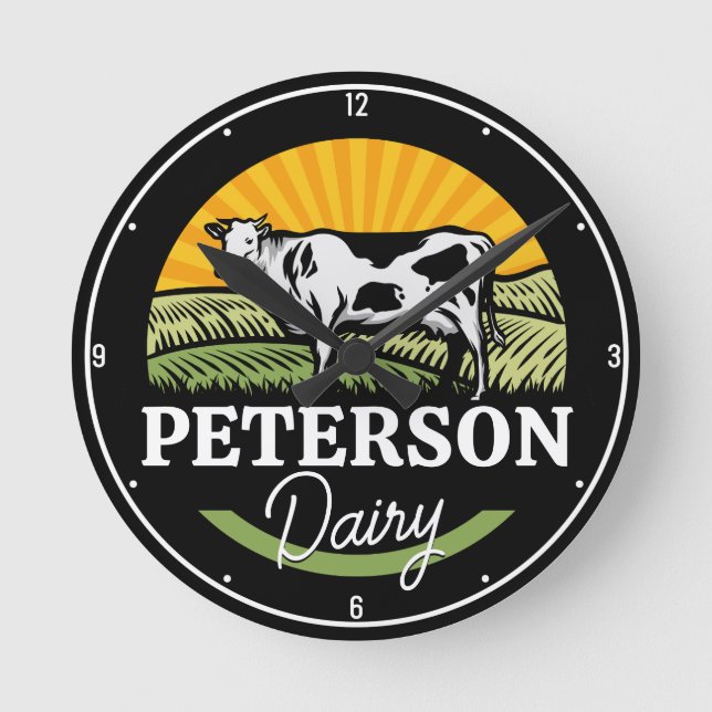 ADD NAMN Sunset Dairy Farm Grazing Holstein Cow Rund Klocka (Framsida)