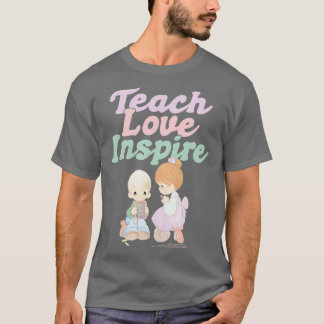 Ädelbara händelser Teach Kärlek Inspire Collegiate T Shirt
