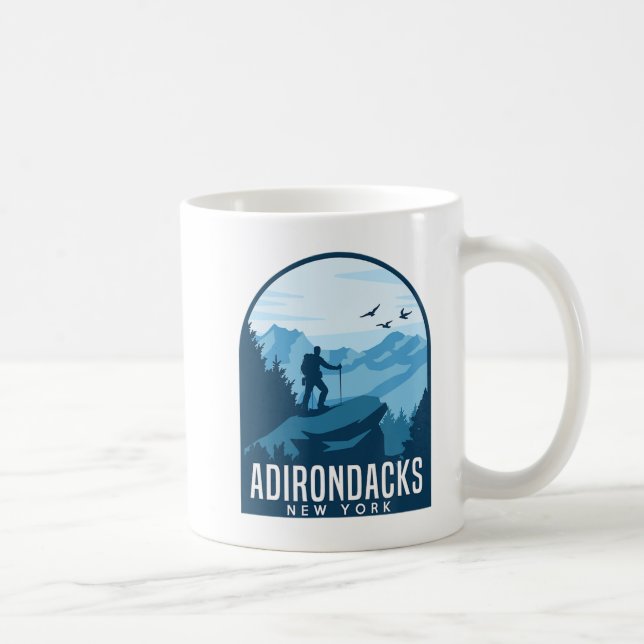 Adirondack-berget klättrar upp och höjer berget Ad Kaffemugg (Höger)