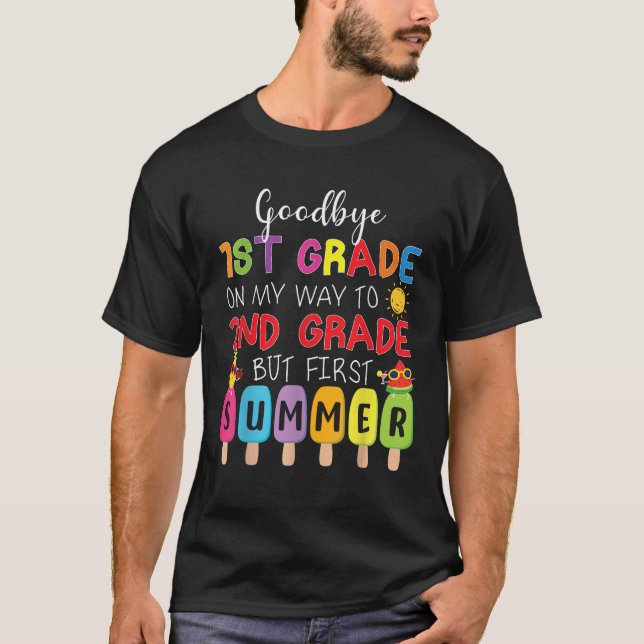Adjö 1:a Klass Studenten till 2:a Klass Hej Su T Shirt (Framsida)