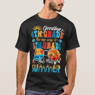 Adjö 4:e Klass-Studenten-5:e Klass-skolan S T Shirt