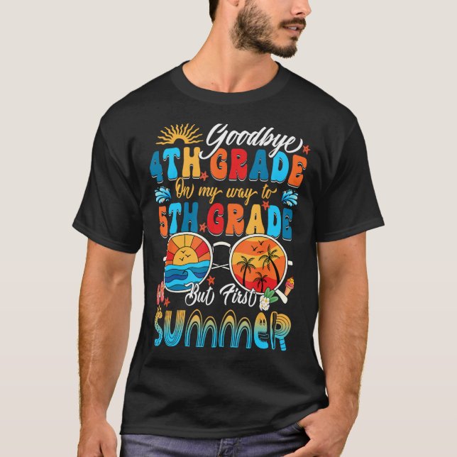 Adjö 4:e Klass-Studenten-5:e Klass-skolan S T Shirt (Framsida)