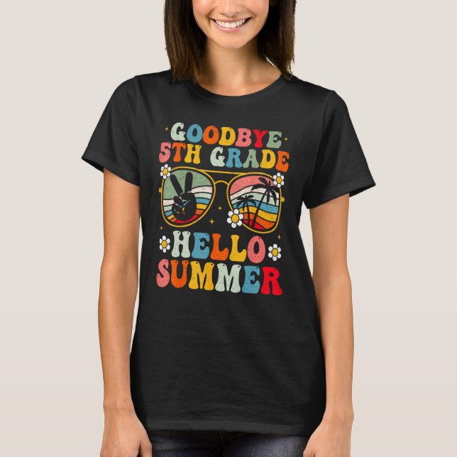Adjö 5:e Klass Hej Sommar Groovy Femte Klass T Shirt (Framsida)
