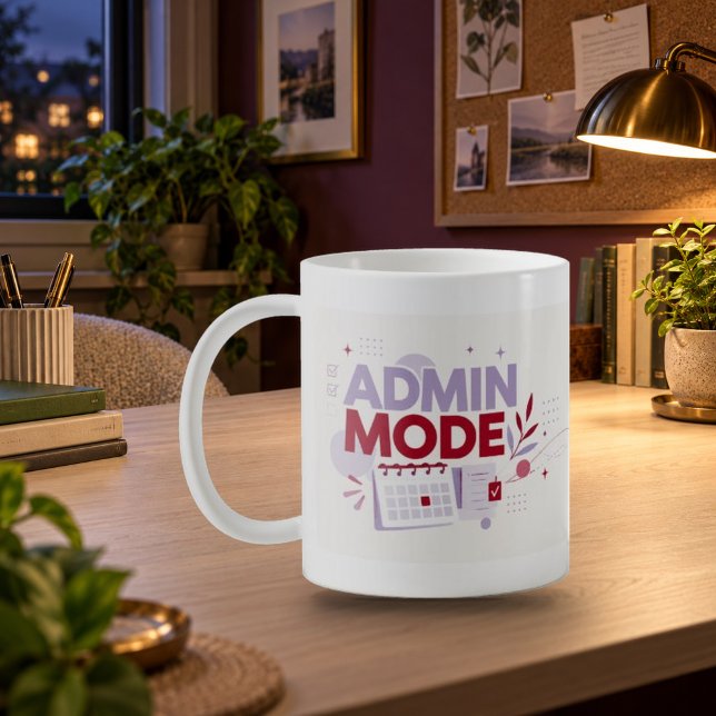 Admin Mode Kontors Typografi Mugg (Admin Mode Office Typography Mug — refined lighting and contact shadows. Digital lifestyle preview.)