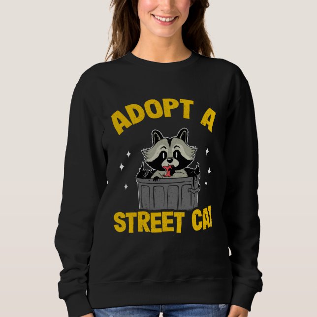 Adopt A Street Cat Trash Garbage Panda Funny Racco T Shirt (Framsida)