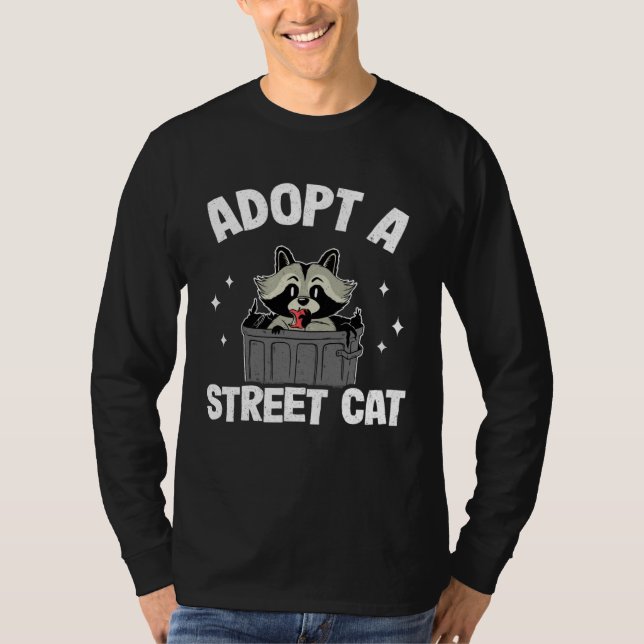 Adopt A Street Cat Trash Garbage Panda Funny Racco T Shirt (Framsida)