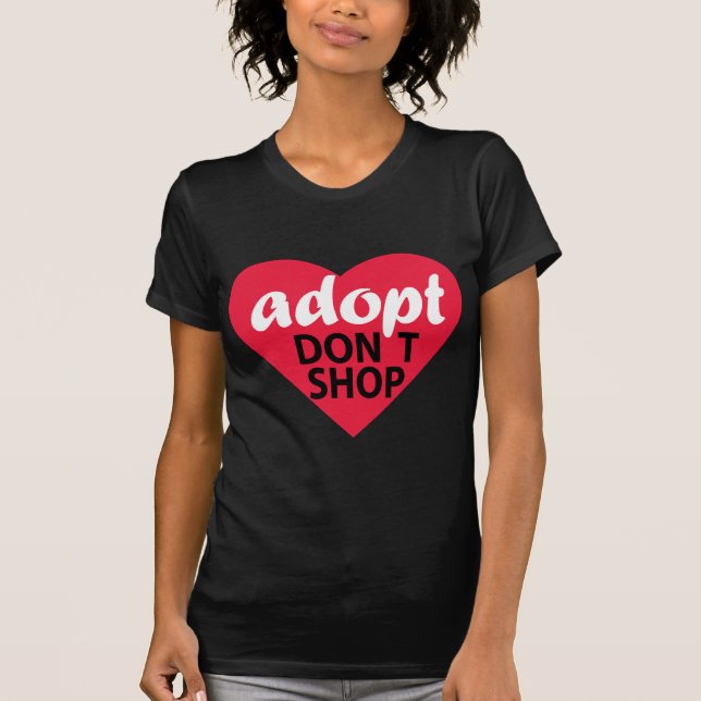 Adopt shoppar inte t-shirt (Framsida)