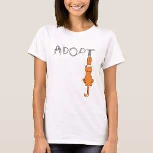 Adoptera katter som den rostiga mörka klon tee shirt