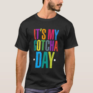 Adoption av barn främjar barnhuset och dess Gotcha T Shirt