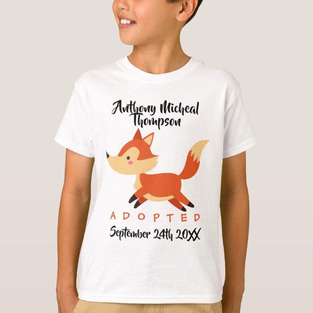 Adoptiv- rävskogsmarkadoption - känd skjorta för t-shirt (Framsida)