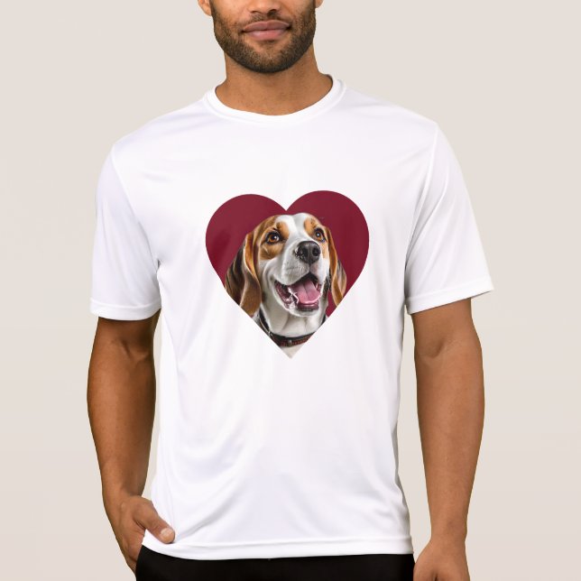 Adorable Beagle in Heart Shape Design T Shirt (Framsida)