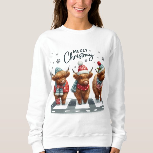 ADORABLE CHRISTMAS HOLIDAY HIGHLAND COWS T SHIRT (Framsida)
