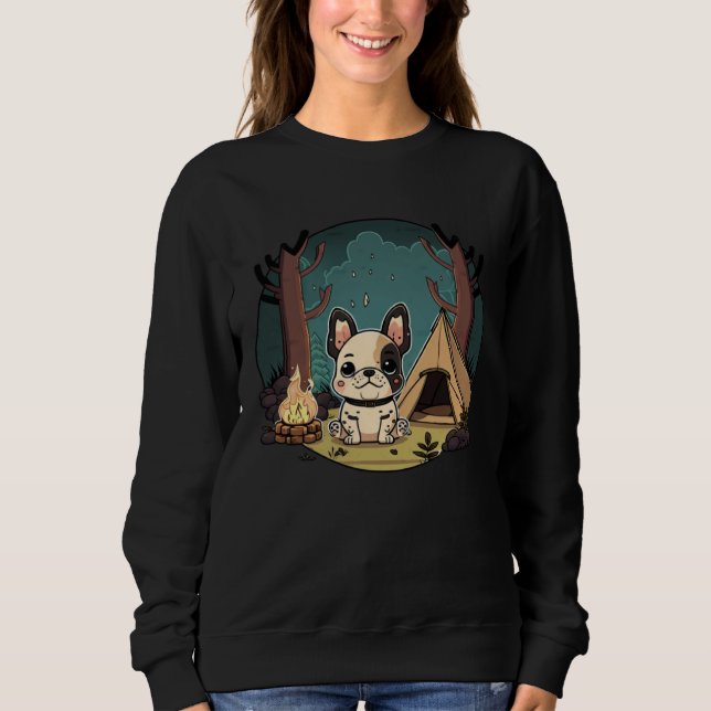 Adorable Frenchie Enjoying a Camping Trip in the F T Shirt (Framsida)